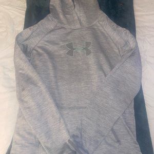 Under armour grey sweatshirt